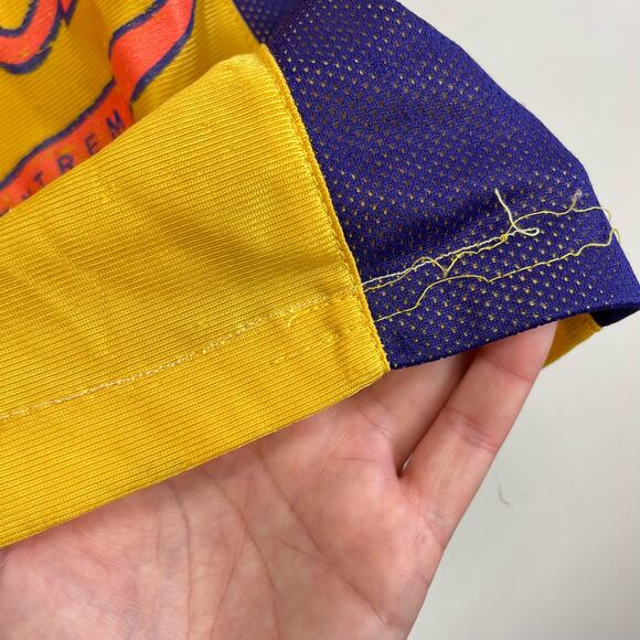 Vintage Donald Duck 100% Extreme Athletic Tank - Picture 5 of 9